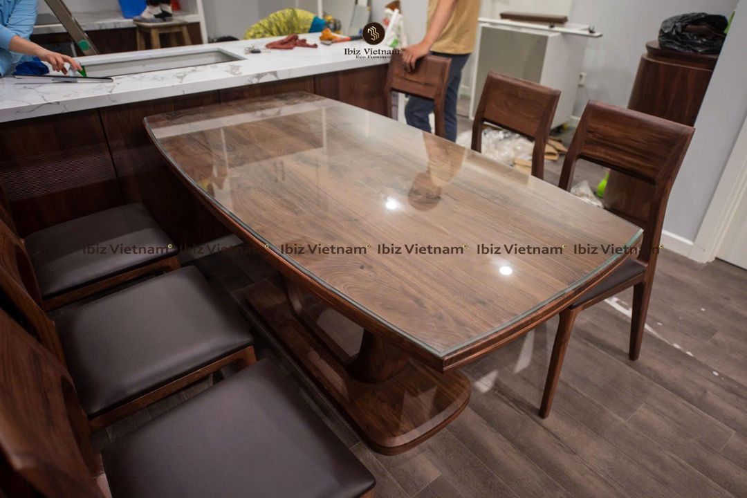 thi công chung cư gỗ óc chó đẹp